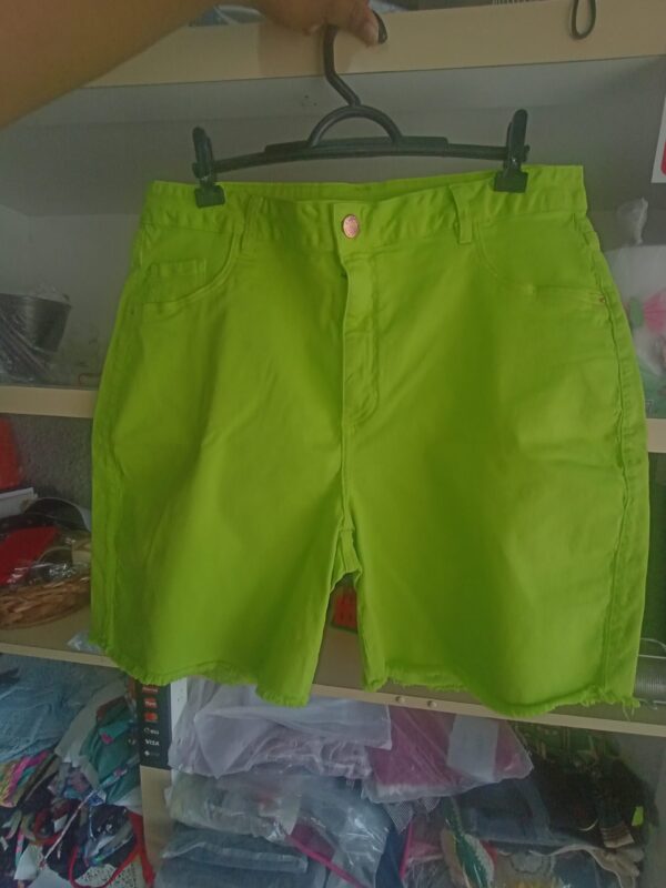 *Bermuda Cambos - (Nova) - Tamanho: 52