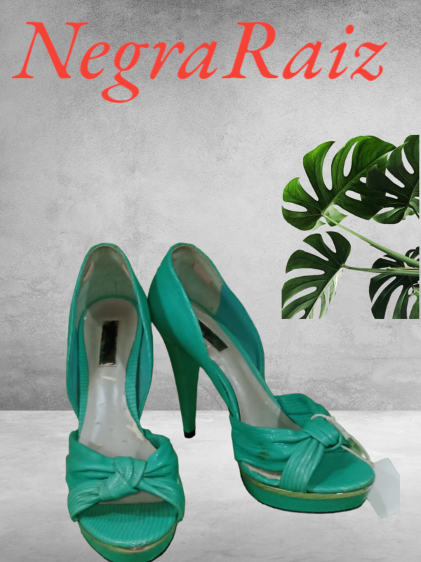 Peep Toe Schutz Verde Vintage - 36