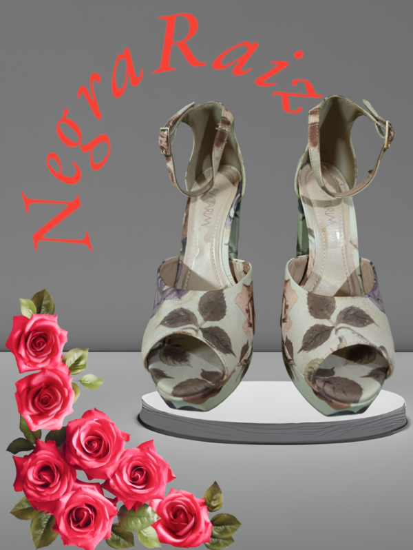 *Sandália Ramarim Floral - 38 (Nova)