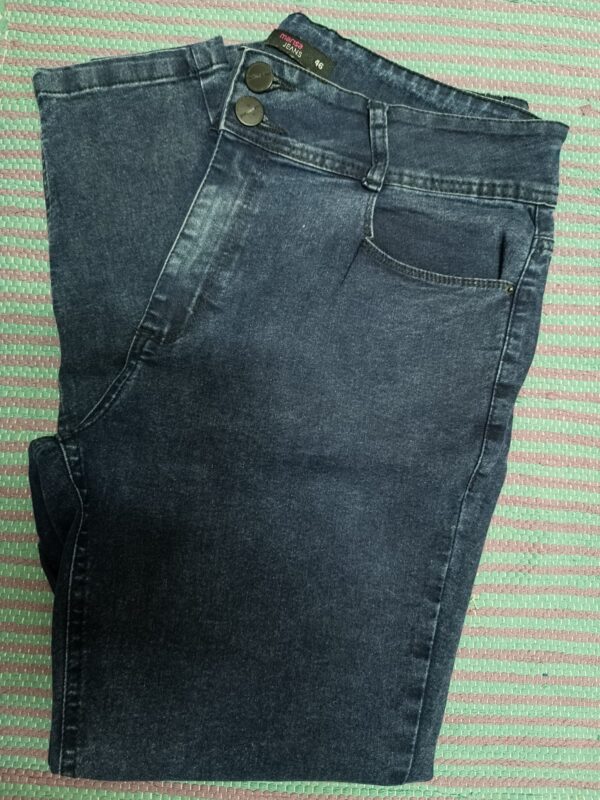 Jeans Feminina – Multi Marcas, várias cores e modelos, tamanho 46, seminovas. - Image 4